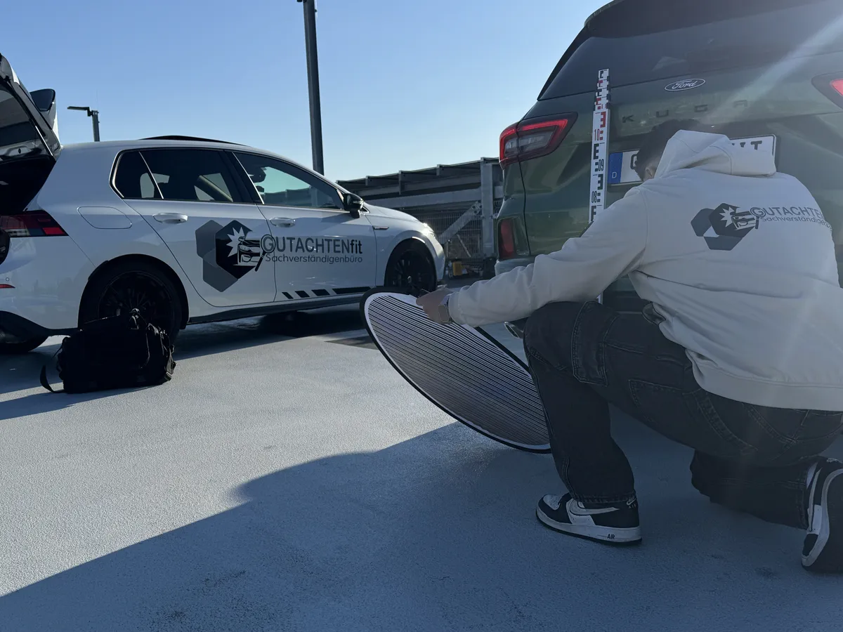 Kfz Sachverständiger Rheinbach - Fahrzeugbegutachtung vor Ort